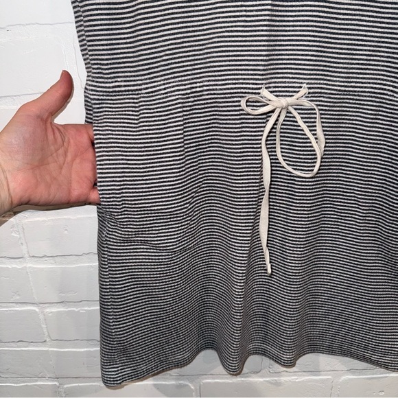 Lou & Gray Drawstring Waist Casual Dress - Picture 8 of 16